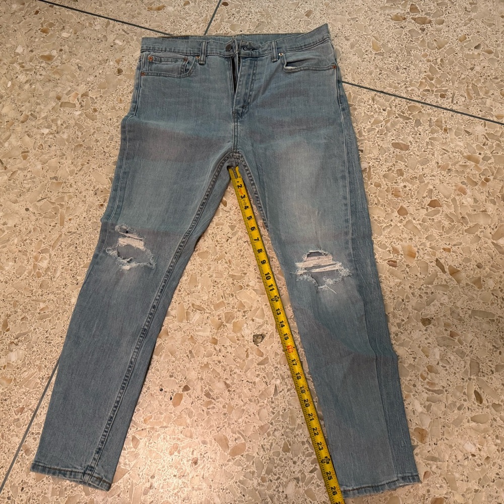 Levi’s 510 Distressed Blue Jeans 34x30